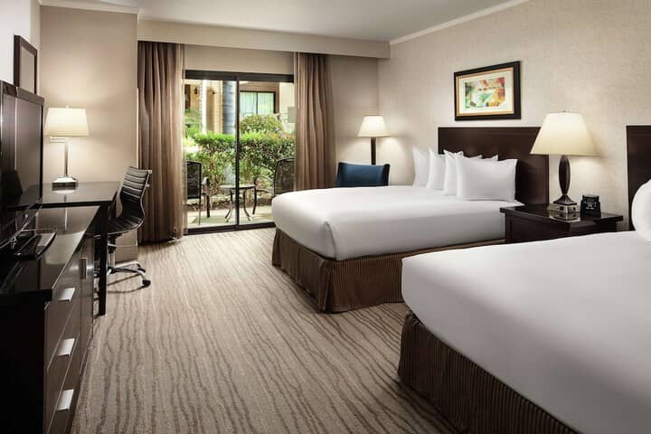 Room 4 of 60